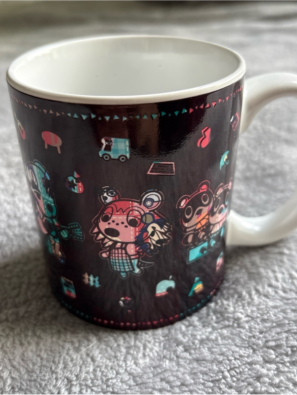 Paladone Animal Crossing Heat Sensitive Color Changing Coffee Mug - Nintendo